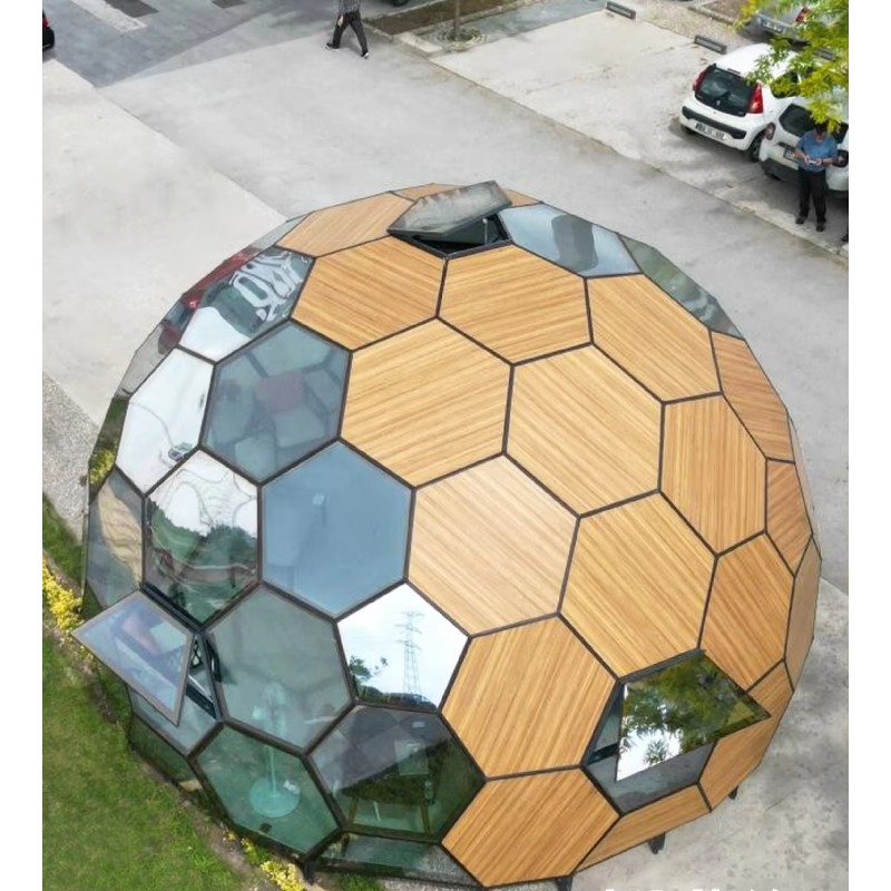 Luxury Lifestyle Resort - Resort Tenda Geodesik Mewah Bergaya Mewah