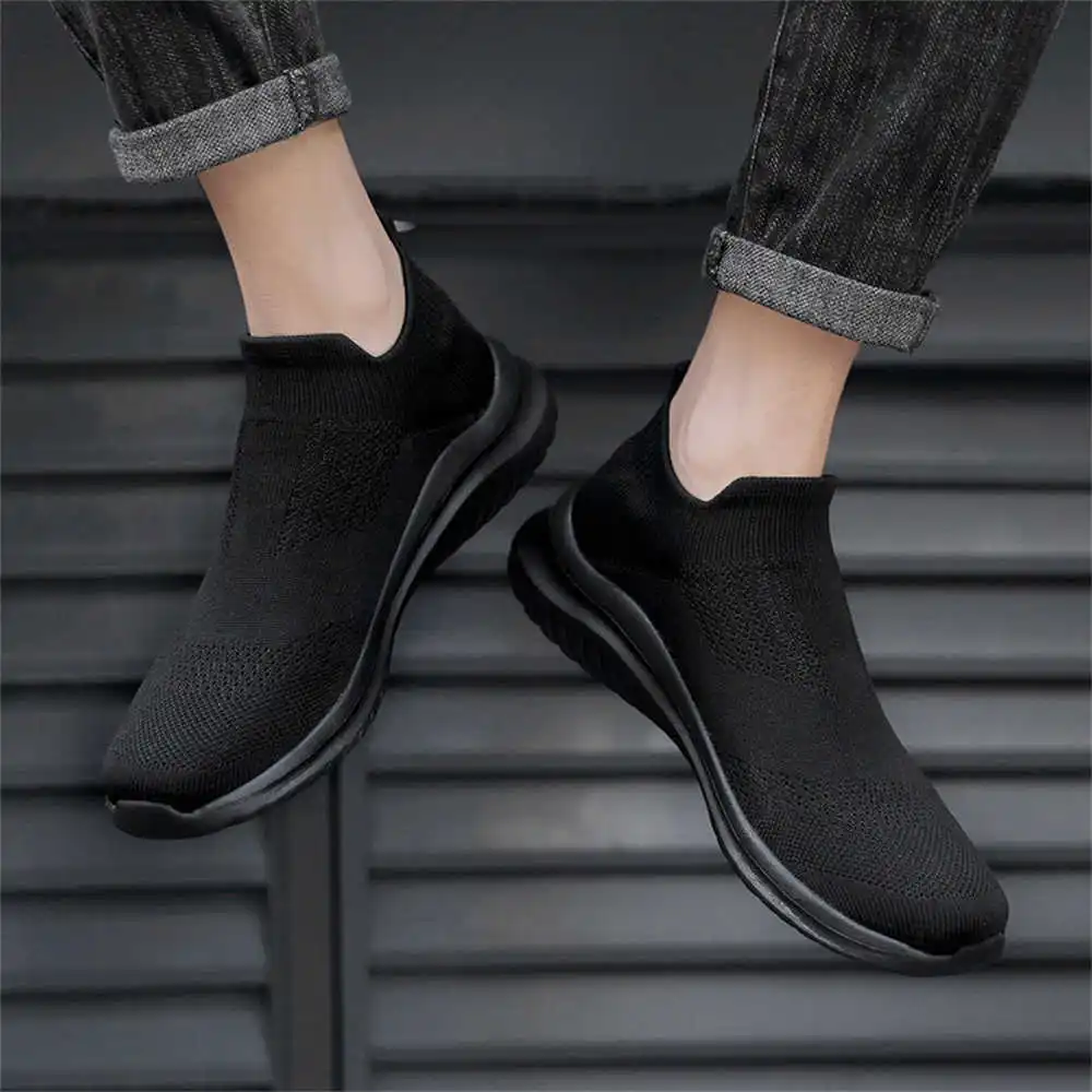 Luxury Lifestyle Cost - Sepatu olahraga pria, krem lembut baru
