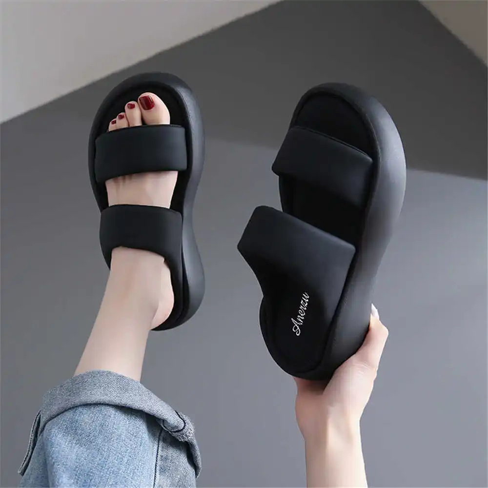 Size 39 Strip sepatu musim pan - Luxury Lifestyle Resort ulasan dan harga
