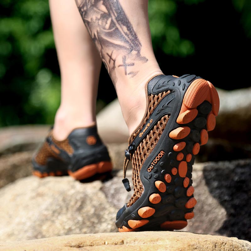 Trekking Gunung Sepatu Olahrag - Luxury Lifestyle Resort ulasan dan harga