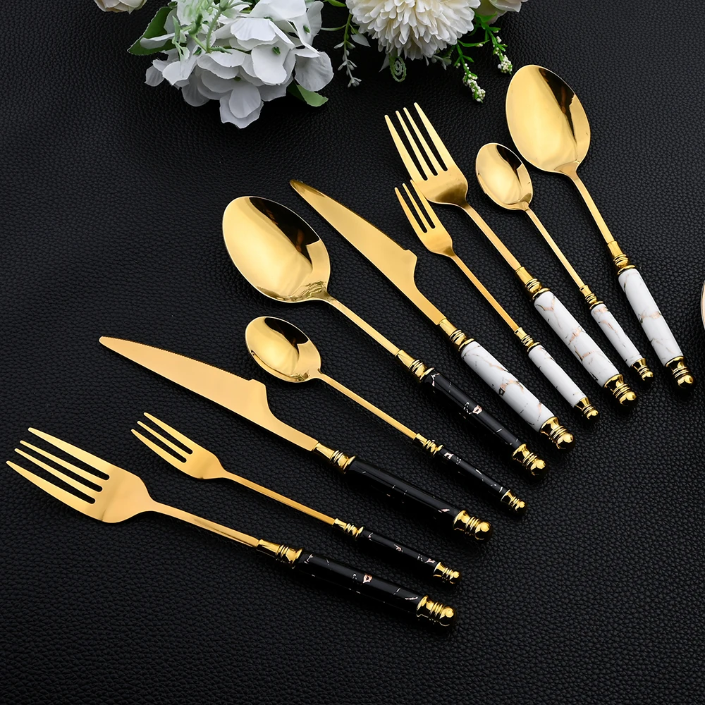 16 Buah Set Peralatan Makan Se - Gold Plated Cutlery ulasan dan harga