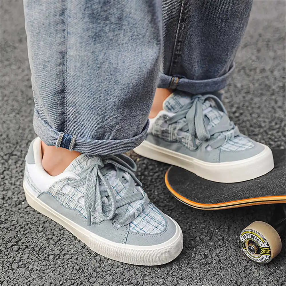 Sepatu bot krem wanita, dengan - Luxury Lifestyle Cost ulasan dan harga