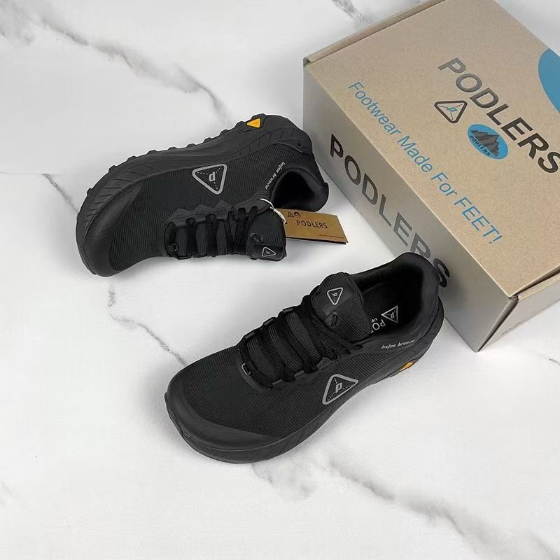 Sepatu Jalan Kaki Merek Mewah  - Luxury Lifestyle Brand ulasan dan harga